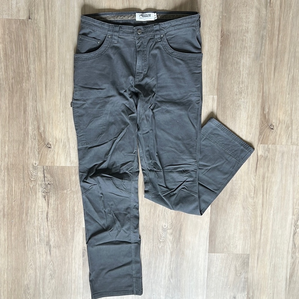 Men’s Mountain Khaki Pants